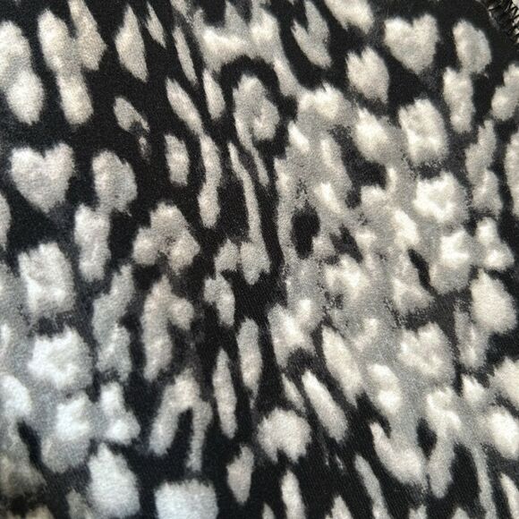 Lane Bryant LIVI leggings soft light and stretchy size 18/20 new - Picture 3 of 10